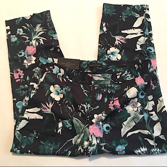 Banana Republic Pants - SOLD⭐️NWT banana republic Avery pants⭐️